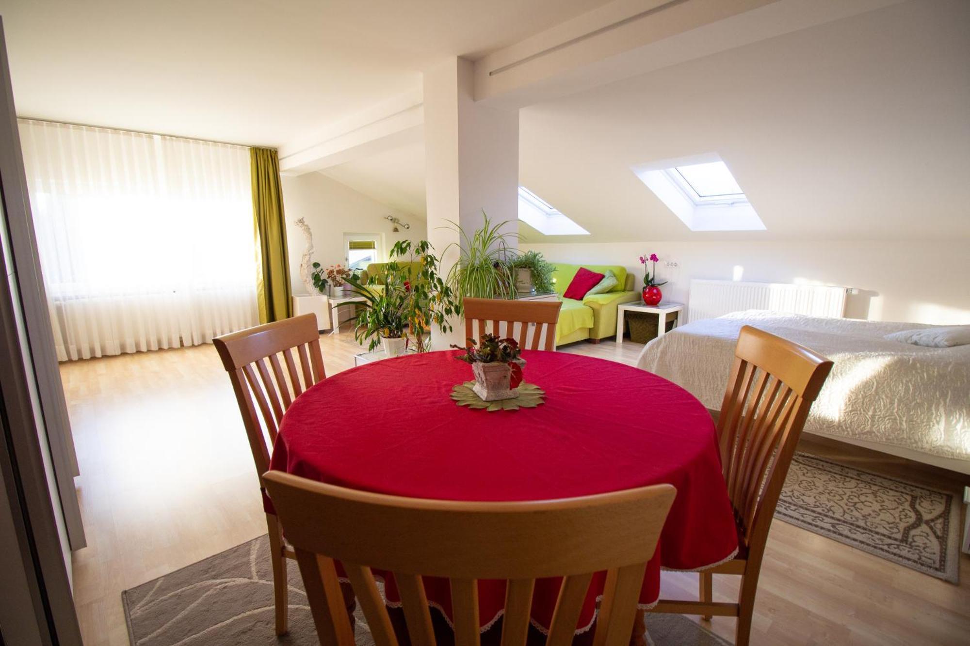 Garden Apartments Jansa Radovljica Room photo